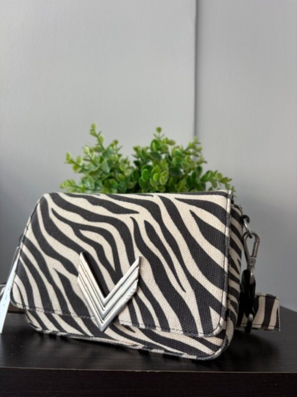 NWT IKKS Le 111 Ecru Canvas Crossbody Bag
